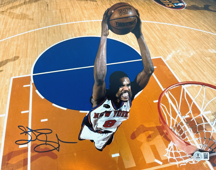 Latrell Sprewell Signed New York Knicks 11x14 Photo Beckett Witness BAS COA-Powers Sports Memorabilia