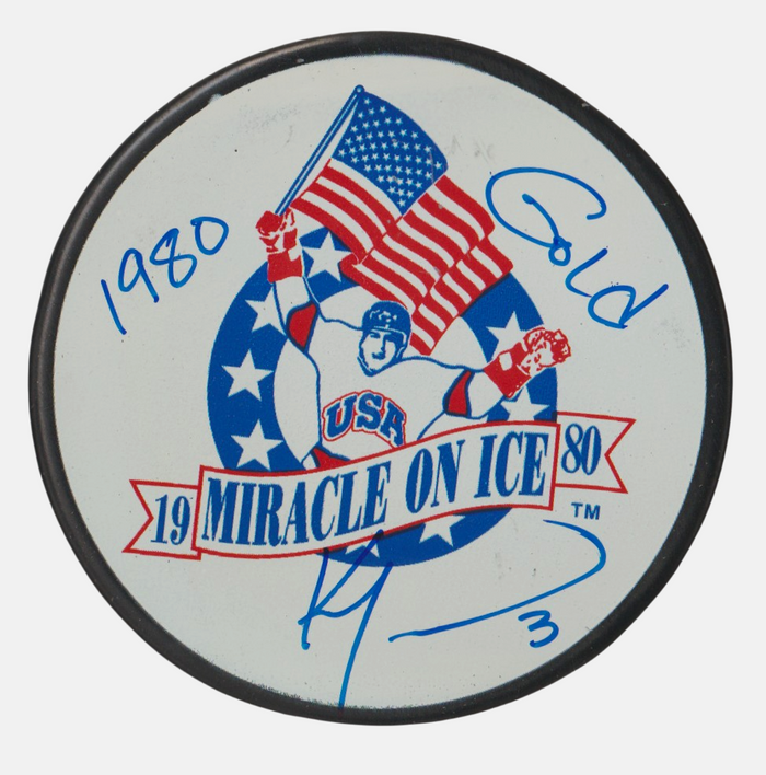 Ken Morrow Signed 1980 Miracle on Ice Puck w/ 1980 Gold Beckett Witness Authenticated-Powers Sports Memorabilia