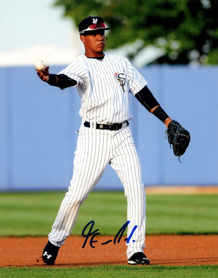 Thairo Estrada Signed New York SI Yankees 8x10 Photo LSCM Authenticated #1-Powers Sports Memorabilia