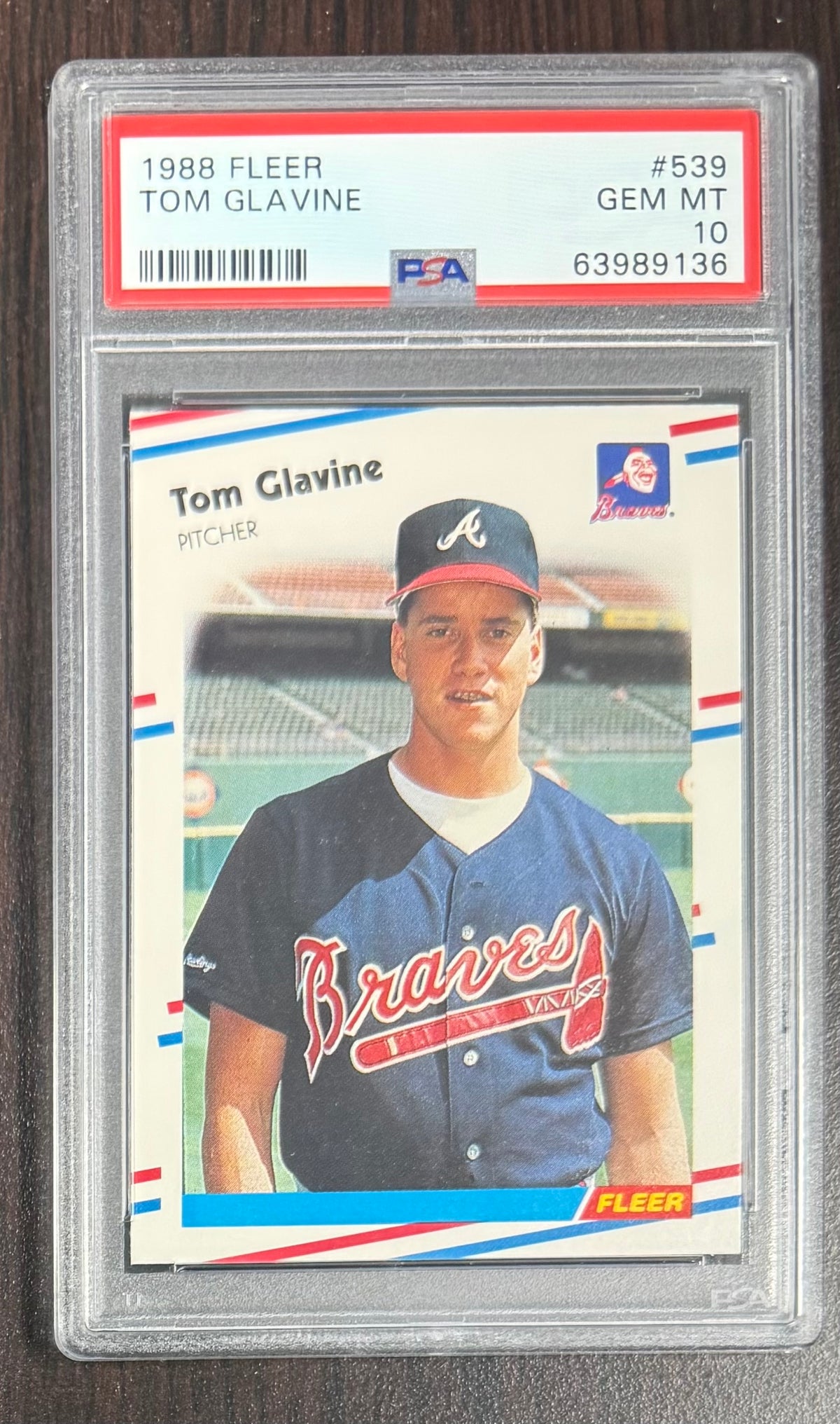 Tom Glavine 1988 Fleer Atlanta Braves Baseball RC Rookie Card #539 Graded PSA 10 Cert #63989136
