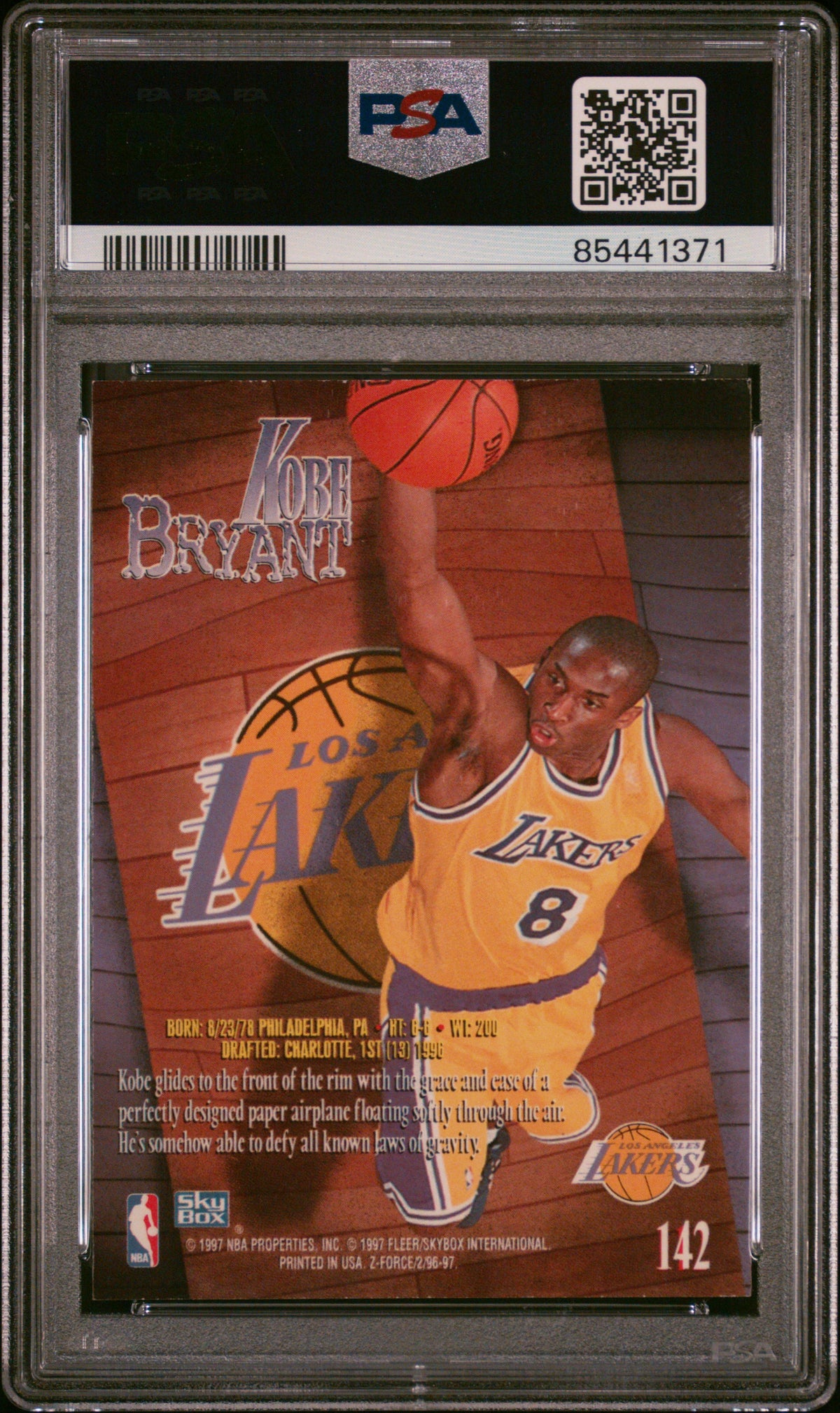 Kobe Bryant 1996 SkyBox Z-Force Rookie Card #142 PSA 6
