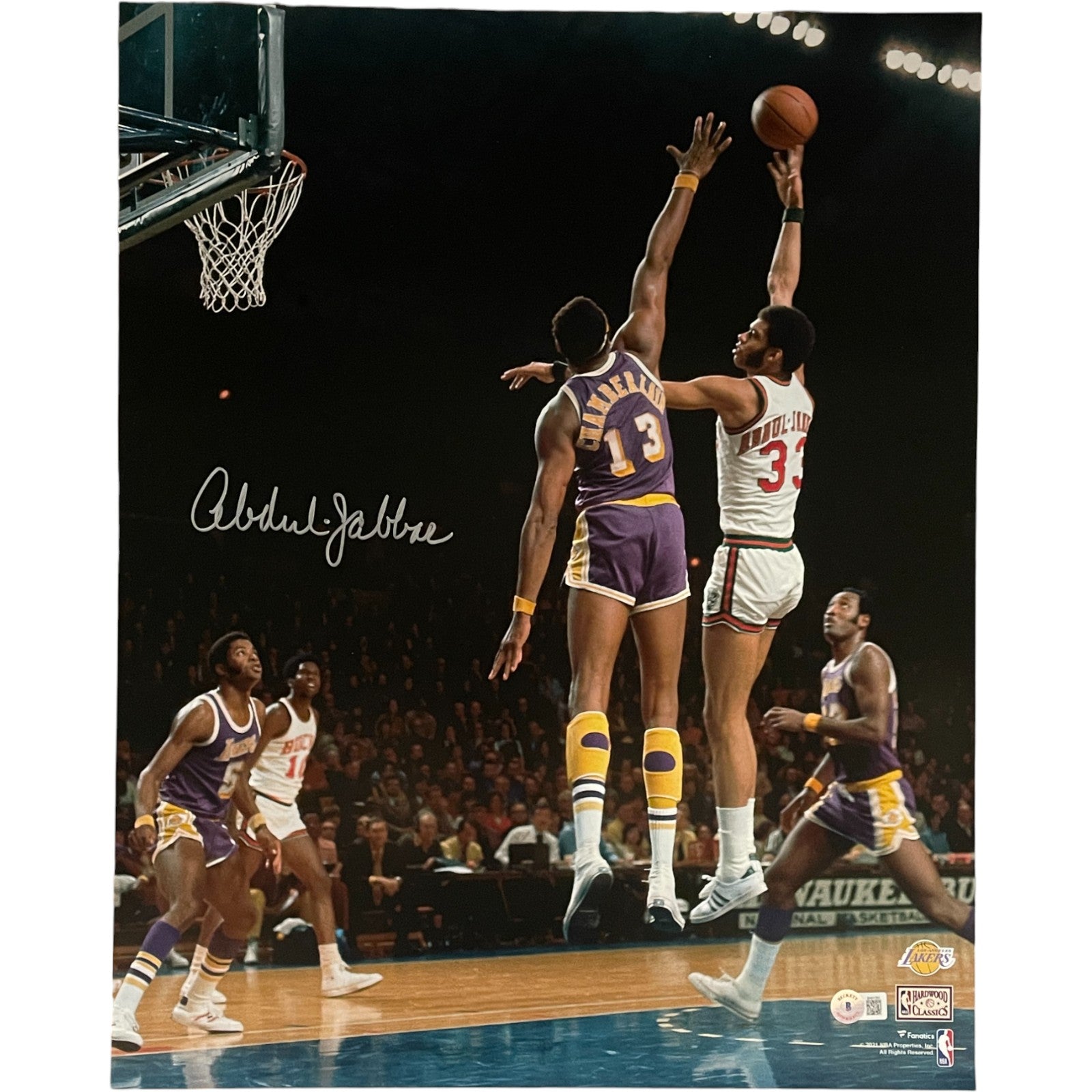 Kareem Abdul-Jabbar Milwaukee Bucks Signed 16x20 Photo-Powers Sports Memorabilia
