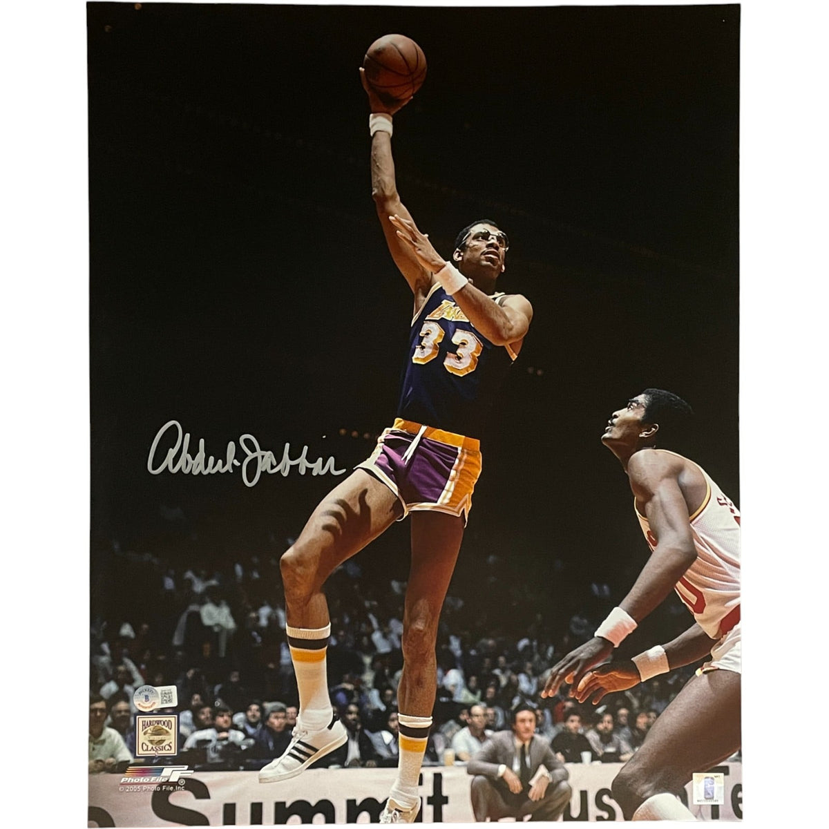 Kareem Abdul-Jabbar Signed Los Angeles Lakers 16x20 Photo – Beckett Authenticated-Powers Sports Memorabilia