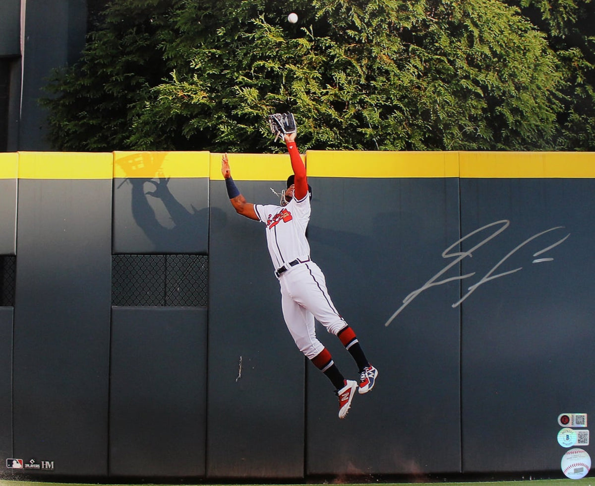 Ronald Acuna Signed Atlanta Braves 16x20 Photo Beckett – Photo Variation 3 – Beckett Authenticated-Powers Sports Memorabilia