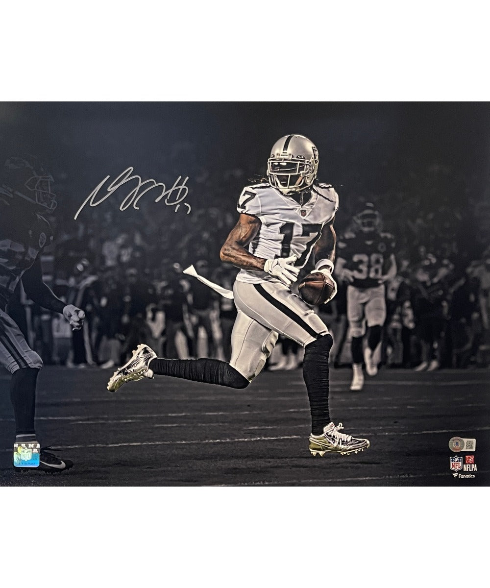 Deebo Samuel San Francisco 49ers Signed 16x20 Photo FAN SKU 40297-Powers Sports Memorabilia