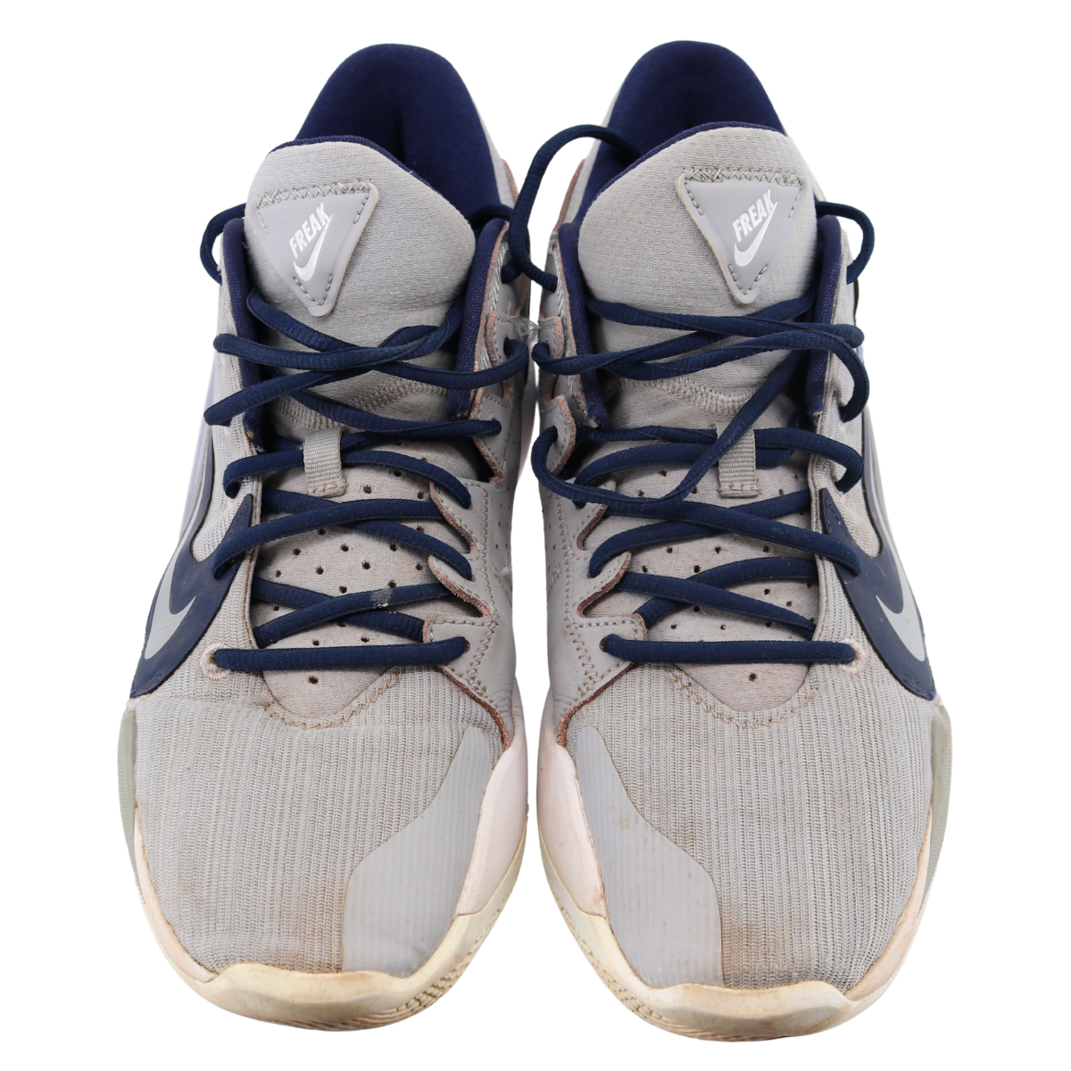 Aaron Boone Yankees Signed 2025 Game Used Grey Nike Giannis Shoes-Powers Sports Memorabilia
