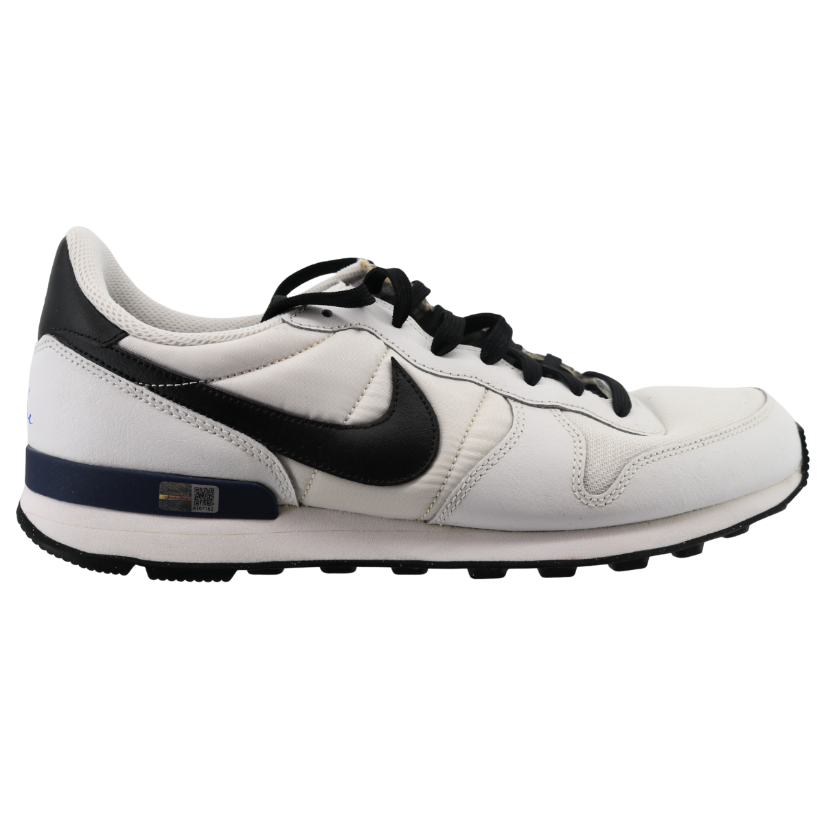Aaron Boone Yankees Signed 2025 Game Used White/Navy Nike AJB Shoes-Powers Sports Memorabilia