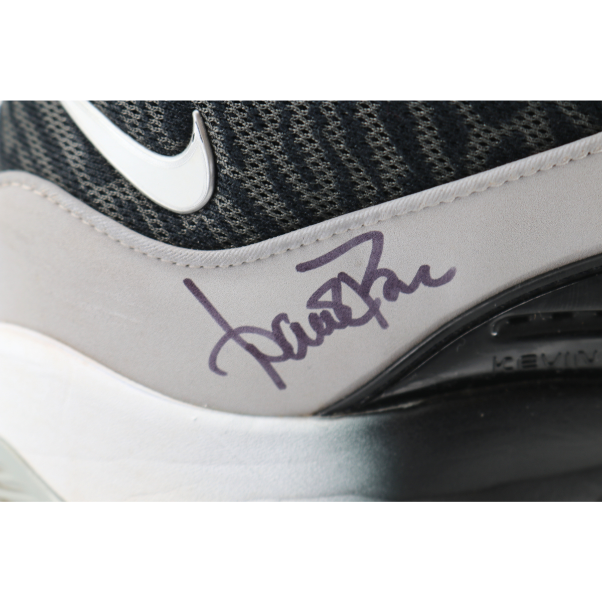 Aaron Boone Yankees Signed 2025 Game Used Black Nike KD 16 Shoes-Powers Sports Memorabilia