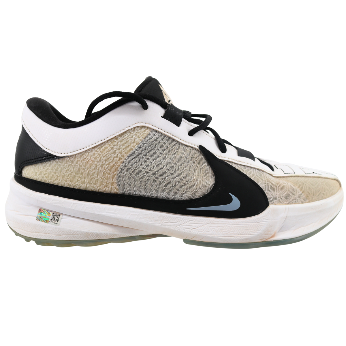 Aaron Boone Yankees Signed 2025 Game Used Nike Giannis Air Shoes-2-Powers Sports Memorabilia