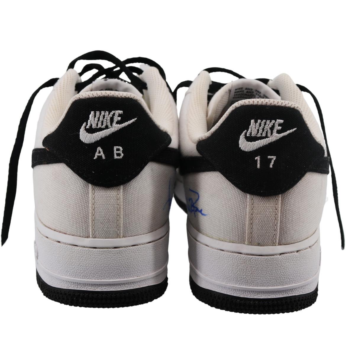 Aaron Boone Yankees Signed 2025 Game Used Nike Air Force 1 Shoes-Powers Sports Memorabilia