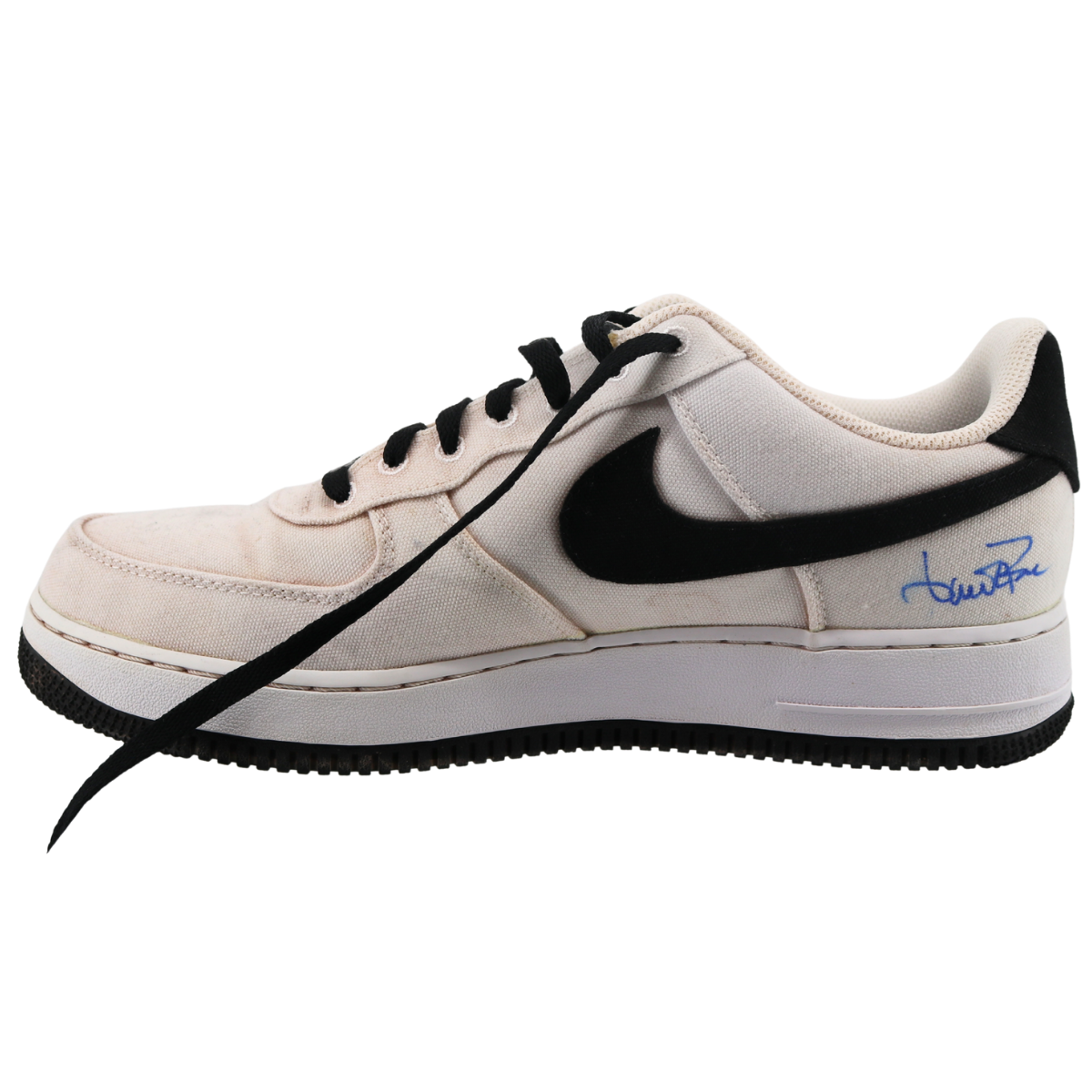 Aaron Boone Yankees Signed 2025 Game Used Nike Air Force 1 Shoes-Powers Sports Memorabilia