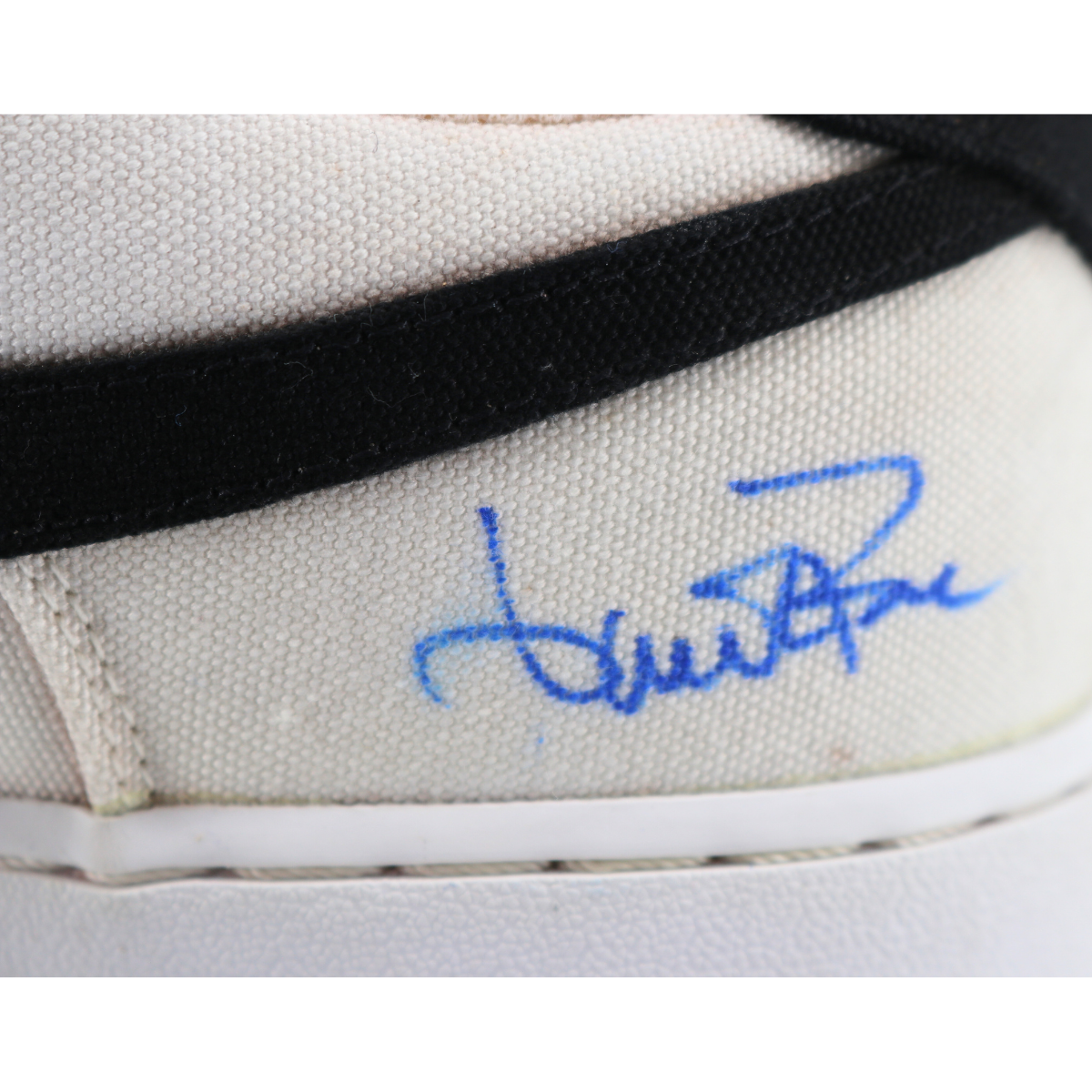 Aaron Boone Yankees Signed 2025 Game Used Nike Air Force 1 Shoes-Powers Sports Memorabilia