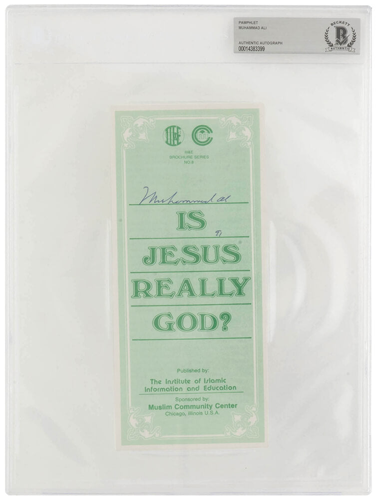 Muhammad Ali Autographed Islamic Brochure Series No. 8 Green 9x3 Pamphlet-Powers Sports Memorabilia