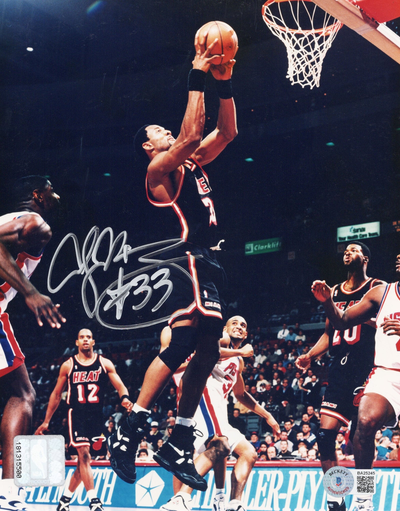 Alonzo Mourning Signed Miami Heat 8x10 Photo Beckett Authenticated #2-Powers Sports Memorabilia