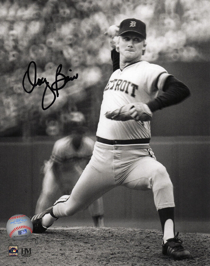 Doug Bair Autographed Detroit Tigers Pitching Action B&W 8x10 Photo-Powers Sports Memorabilia