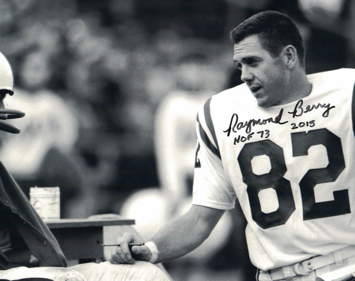 Raymond Berry Baltimore Colts Signed 8x10 Photo - HOF - 30122-Powers Sports Memorabilia