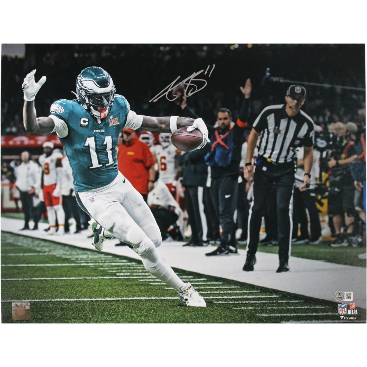 AJ Brown Signed Philadelphia Eagles 16x20 Photo – Beckett Witness Authenticated-Powers Sports Memorabilia