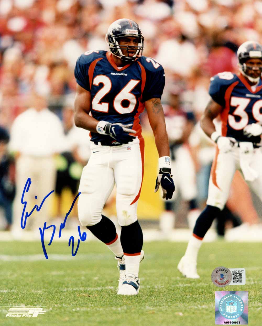 Eric Brown Denver Broncos Signed 8x10 Photo - Beckett Beckett-Powers Sports Memorabilia