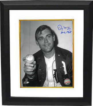 Denny McLain Autographed Detroit Tigers 8 x 10 Vintage B&W Photograph Custom Framing with 31-6, 1968 Inscriptions-Powers Sports Memorabilia