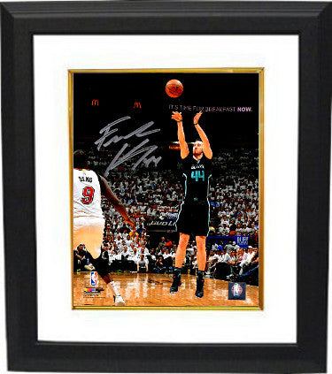 Frank Kaminsky Autographed Charlotte Hornets 8 x 10 Photograph Custom Framing #44 (Vertical-Jump Shot)-Powers Sports Memorabilia