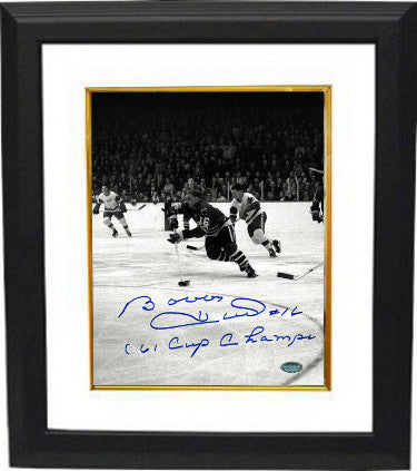 Bobby Hull Autographed Chicago Blackhawks Vintage B&W 8 x 10 Photograph Custom Framing with 61 Cup Champs - Schwartz Hologram-Powers Sports Memorabilia