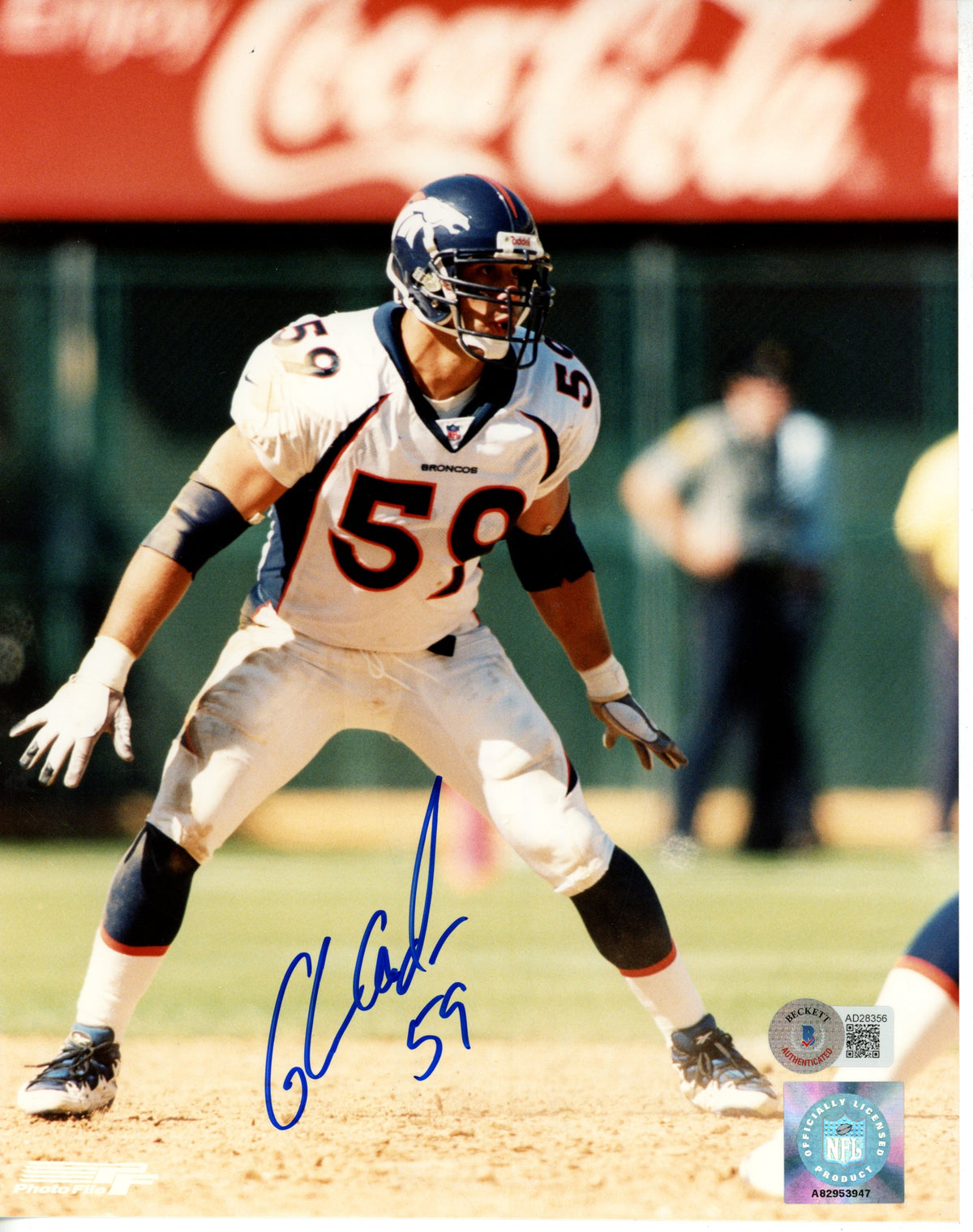 Glenn Cadrez Denver Broncos Signed 8x10 Photo - Beckett Beckett-Powers Sports Memorabilia