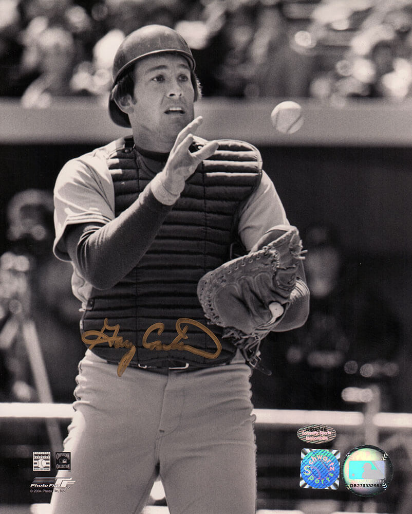 Gary Carter Montreal Expos Autographed B&W Catching 8x10 Photo (In Gold)-Powers Sports Memorabilia