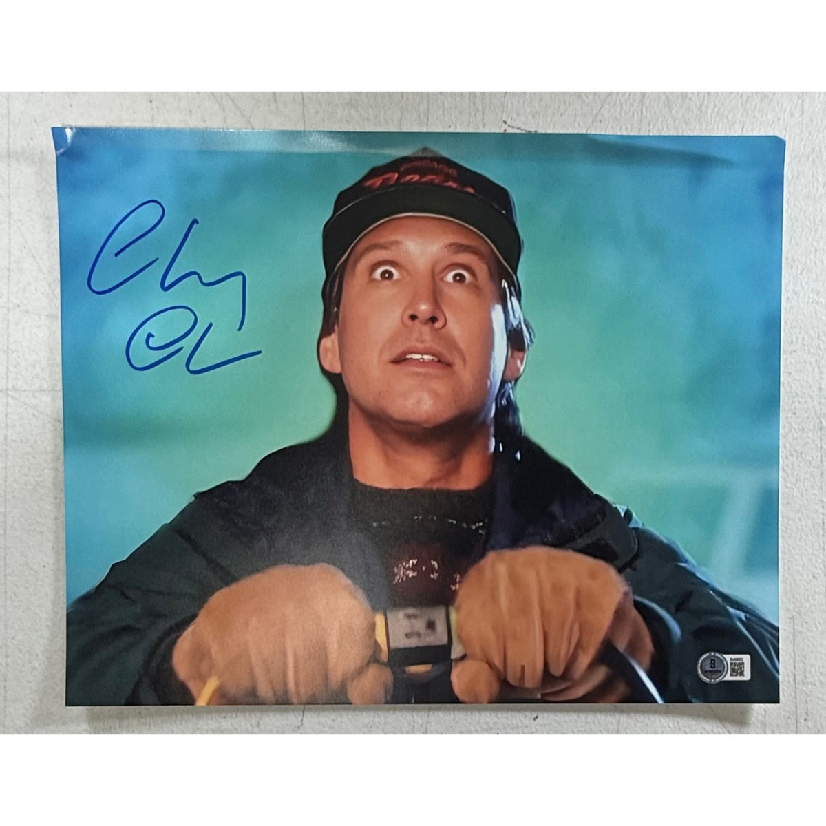 Chevy Chase Christmas Vacation Signed 11x14 Photo DAMAGED Beckett WIT 58282 Beckett-Powers Sports Memorabilia