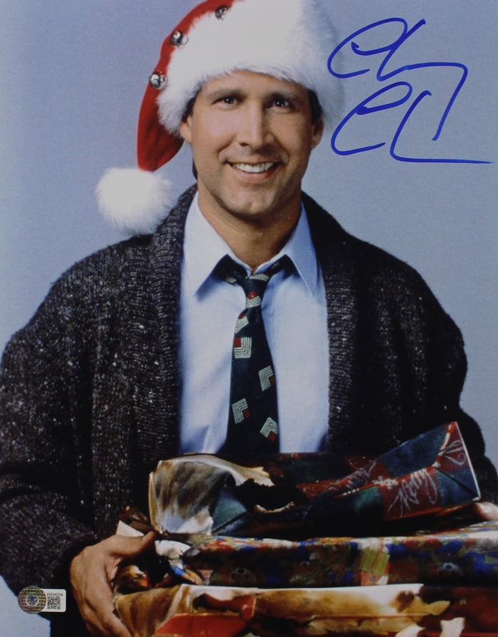 Chevy Chase Signed Christmas Vacation 11x14 Photo – Beckett Authenticated-Powers Sports Memorabilia