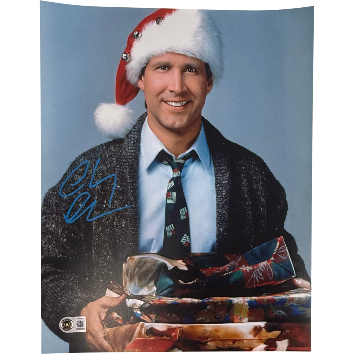 Chevy Chase Christmas Vacation Signed 11x14 Photo - Beckett Witness Beckett-Powers Sports Memorabilia