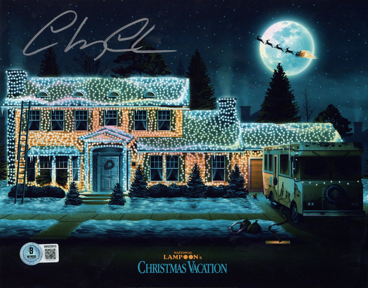 Chevy Chase Signed Christmas Vacation 8x10 Photo – Beckett Authenticated-Powers Sports Memorabilia