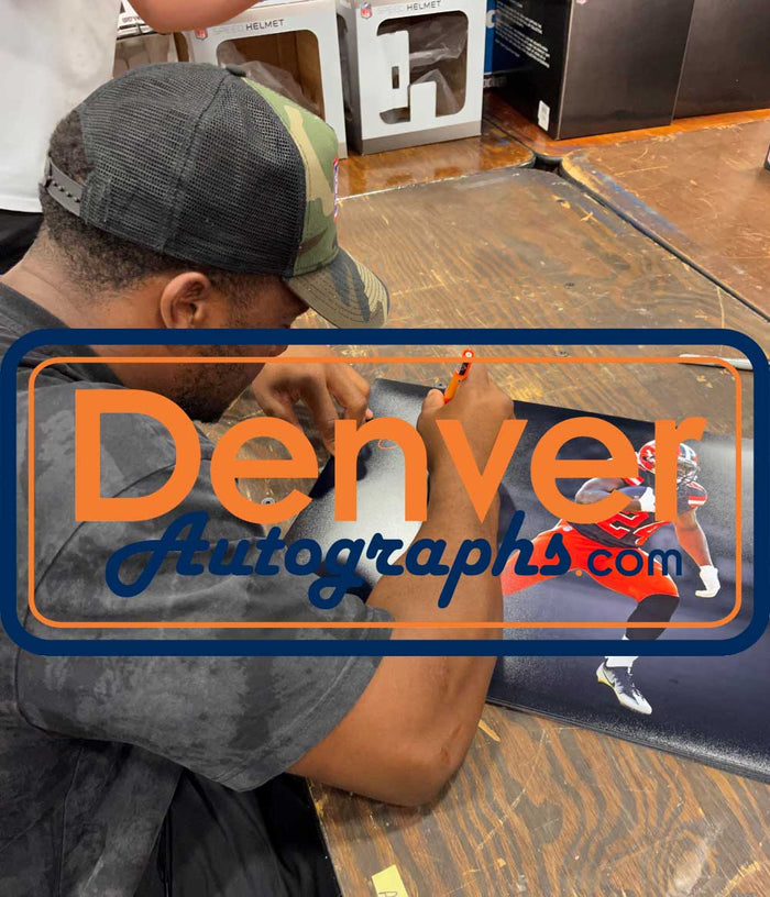 Nick Chubb Signed Cleveland Browns 16x20 Photo – Beckett Authenticated