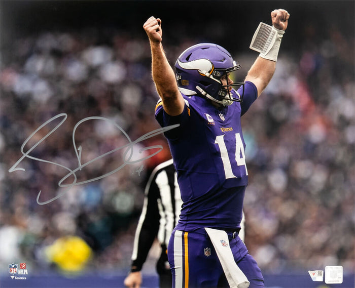 Sam Darnold Autographed Minnesota Vikings Passing 16x20 Photo - (Fanatics)-Powers Sports Memorabilia
