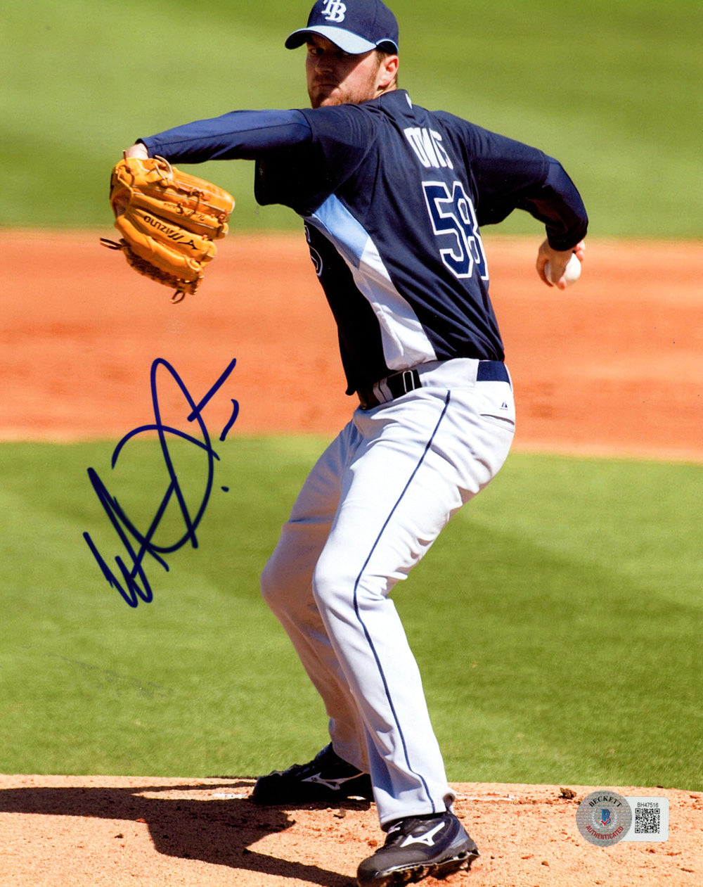 Wade Davis Tampa Bay Rays Signed 8x10 Photo - Beckett Beckett-Powers Sports Memorabilia