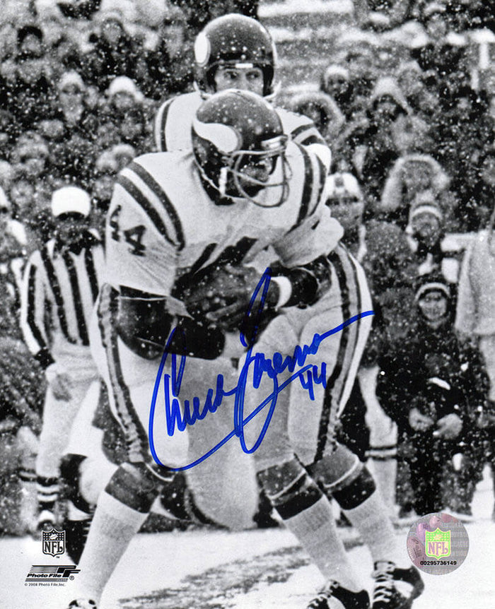 Chuck Foreman Autographed Minnesota Vikings B&W Action 8x10 Photo-Powers Sports Memorabilia
