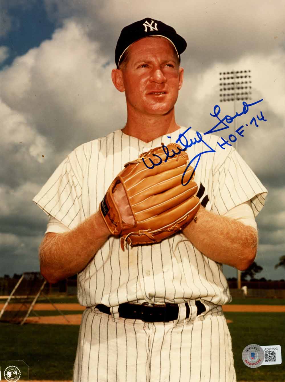 Whitey Ford New York Yankees Signed 8x10 Photo - HOF Beckett Beckett-Powers Sports Memorabilia