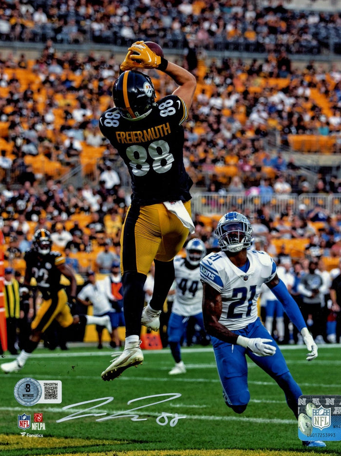 Pat Freiermuth Signed Pittsburgh Steelers 8x10 Photo – Beckett Authenticated