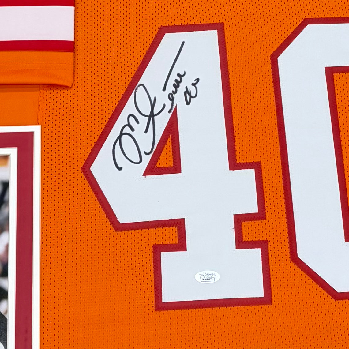 Autographed Mike Alstott Tampa Bay Buccaneers (Throwback Creamsicle #40) Deluxe Framed Jersey - Beckett-Powers Sports Memorabilia