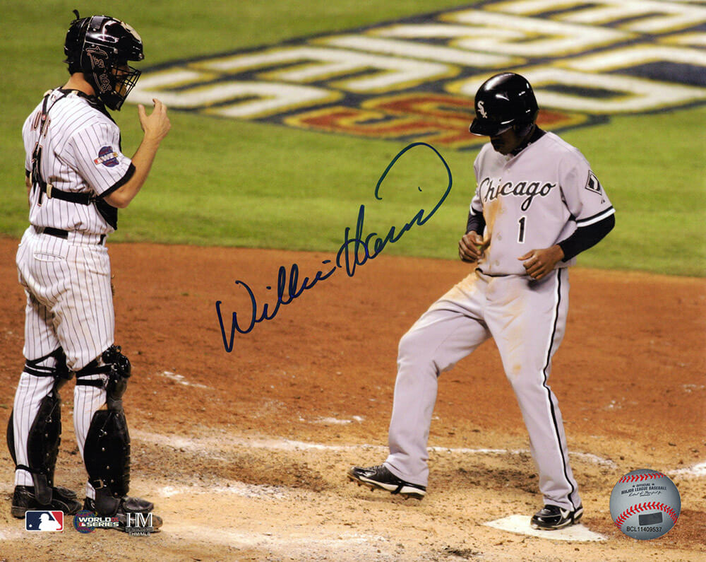 Willie Harris Autographed Chicago White Sox 2005 World Series Winning Run 8x10 Photo-Powers Sports Memorabilia