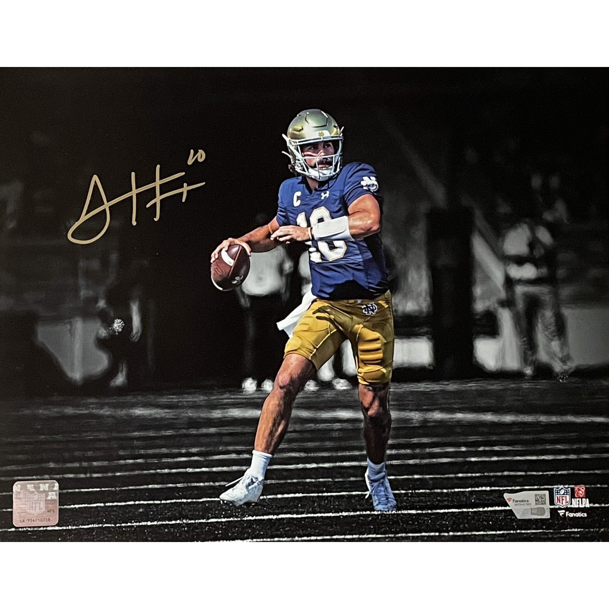 Sam Hartman Notre Dame Fighting Irish Signed 11x14 Photo - FAN-Powers Sports Memorabilia