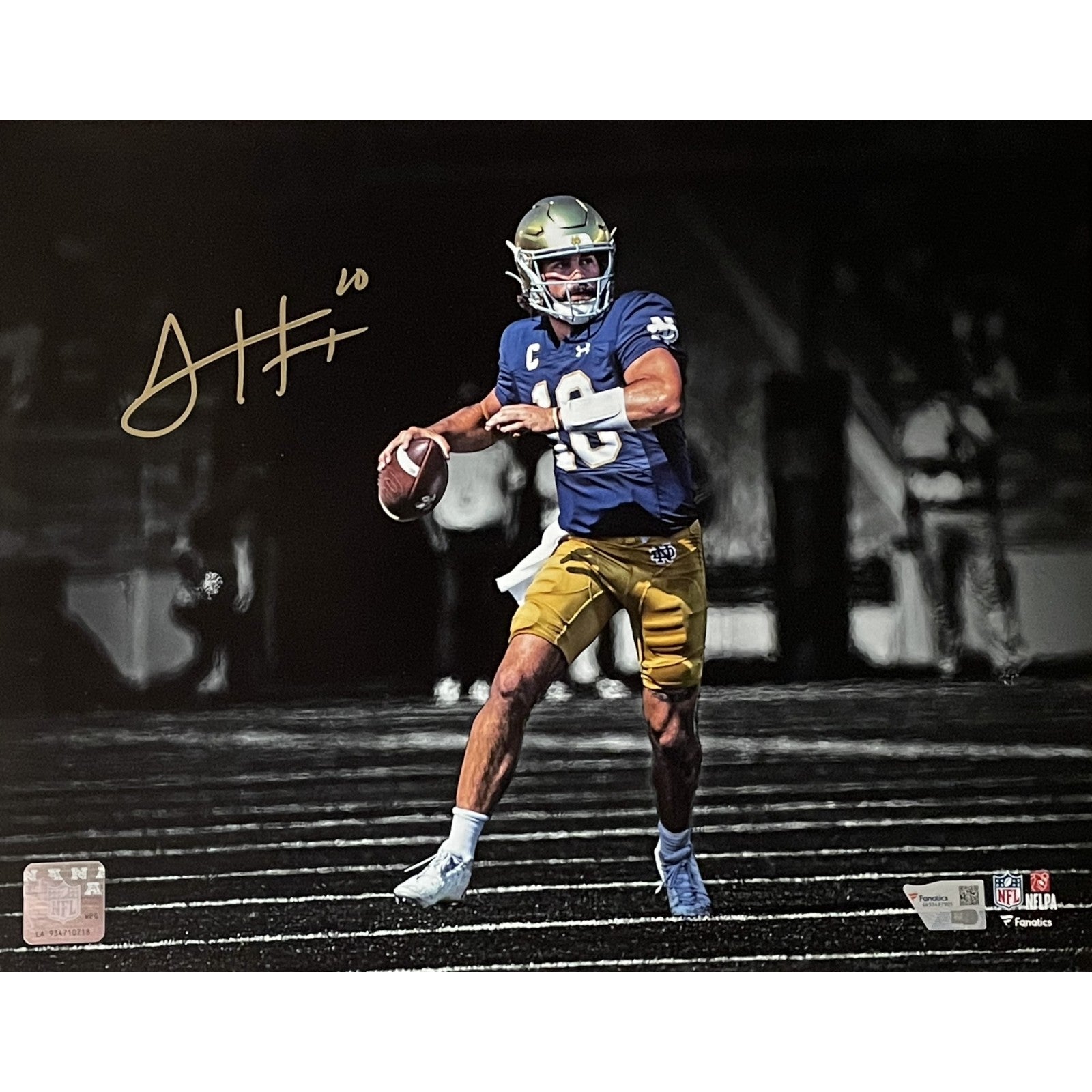 Sam Hartman Notre Dame Fighting Irish Signed 11x14 Photo - FAN-Powers Sports Memorabilia