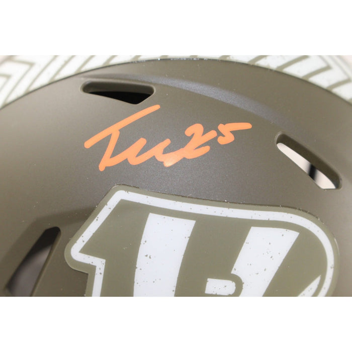 Tyreek Hill Signed Miami Dolphins 8x10 Photo – Beckett Authenticated