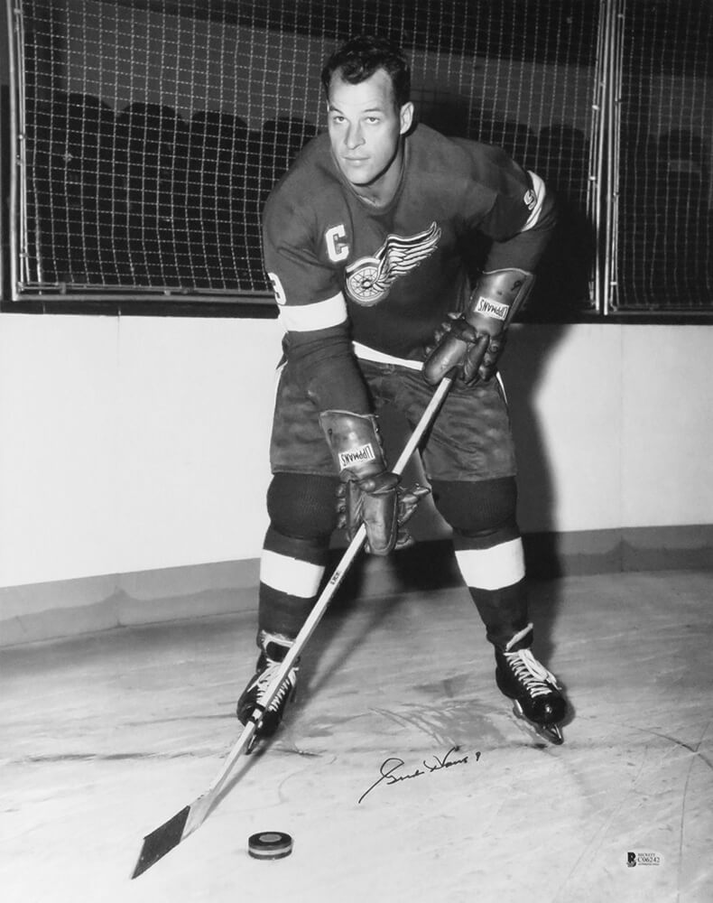 Gordie Howe Autographed Red Wings Black and White Stance 16x20 Photo-Powers Sports Memorabilia
