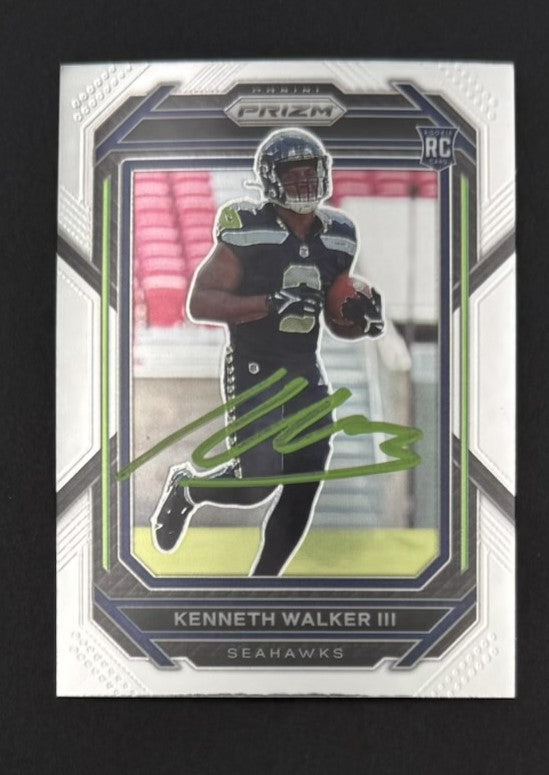 Kenneth Walker III 2022 Panini Prizm Seattle Seahawks Signed Football RC Rookie Card #318 Beckett Authenticated BV44690-Powers Sports Memorabilia
