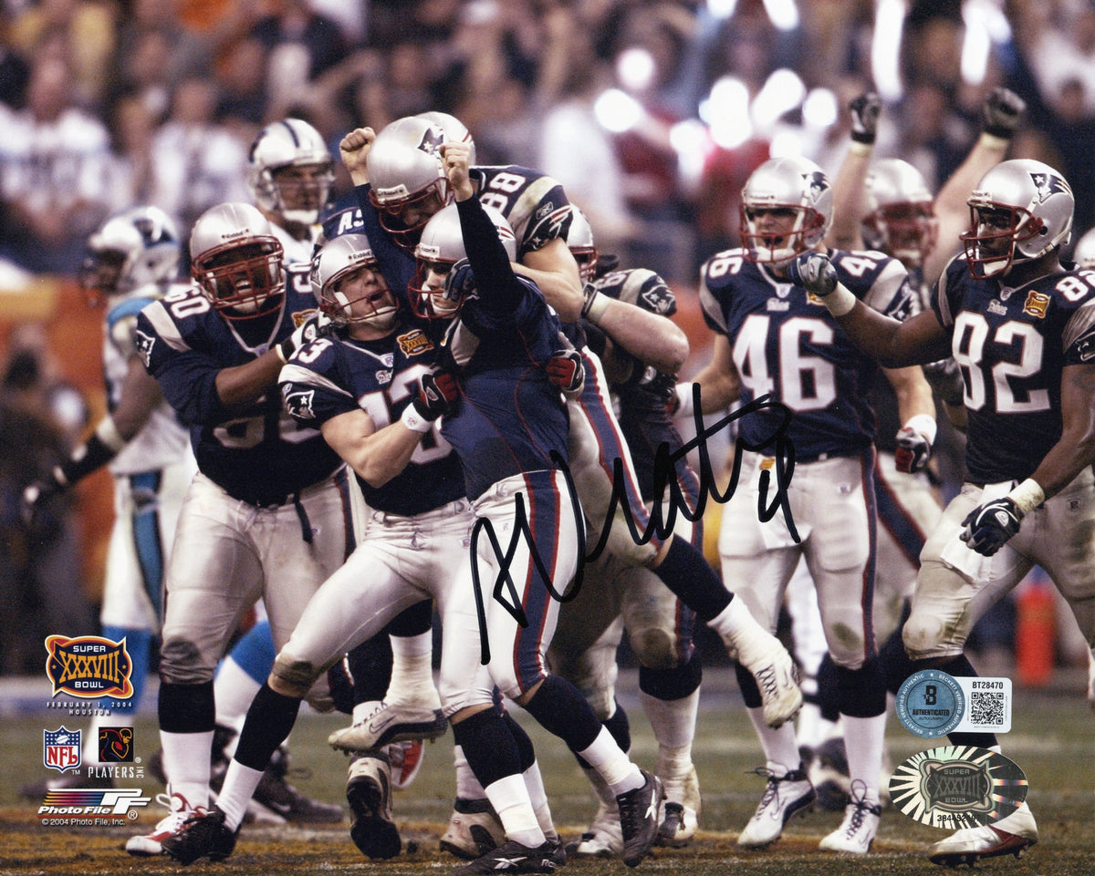 Adam Vinatieri Signed New England Patriots Super Bowl XXXVIII 8x10 Photo Beckett-Powers Sports Memorabilia