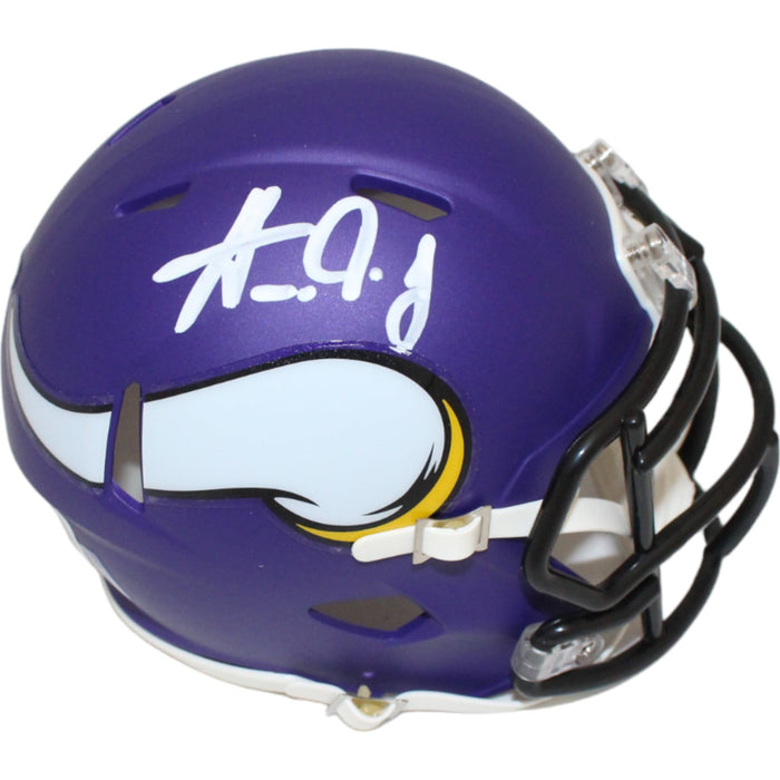 Aaron Jones Signed Minnesota Vikings Mini Helmet – Beckett Authenticated