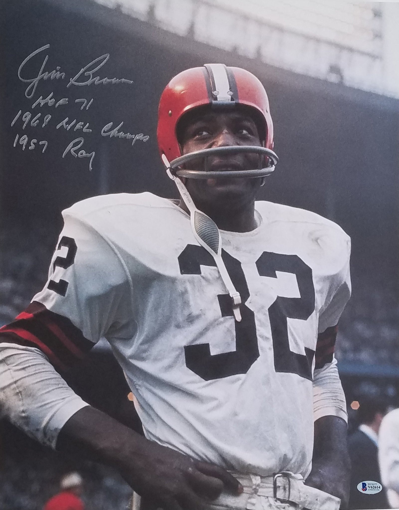Jim Brown Signed Cleveland Browns 16x20 Photo Beckett Authenticated Beckett V62614-Powers Sports Memorabilia