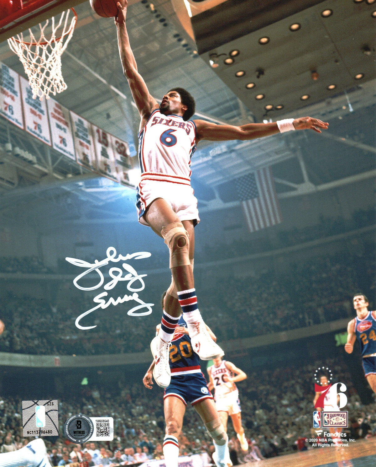 Julius Erving Signed Philadelphia 76ers White Jersey Dunk 8x10 Photo - Beckett-Powers Sports Memorabilia