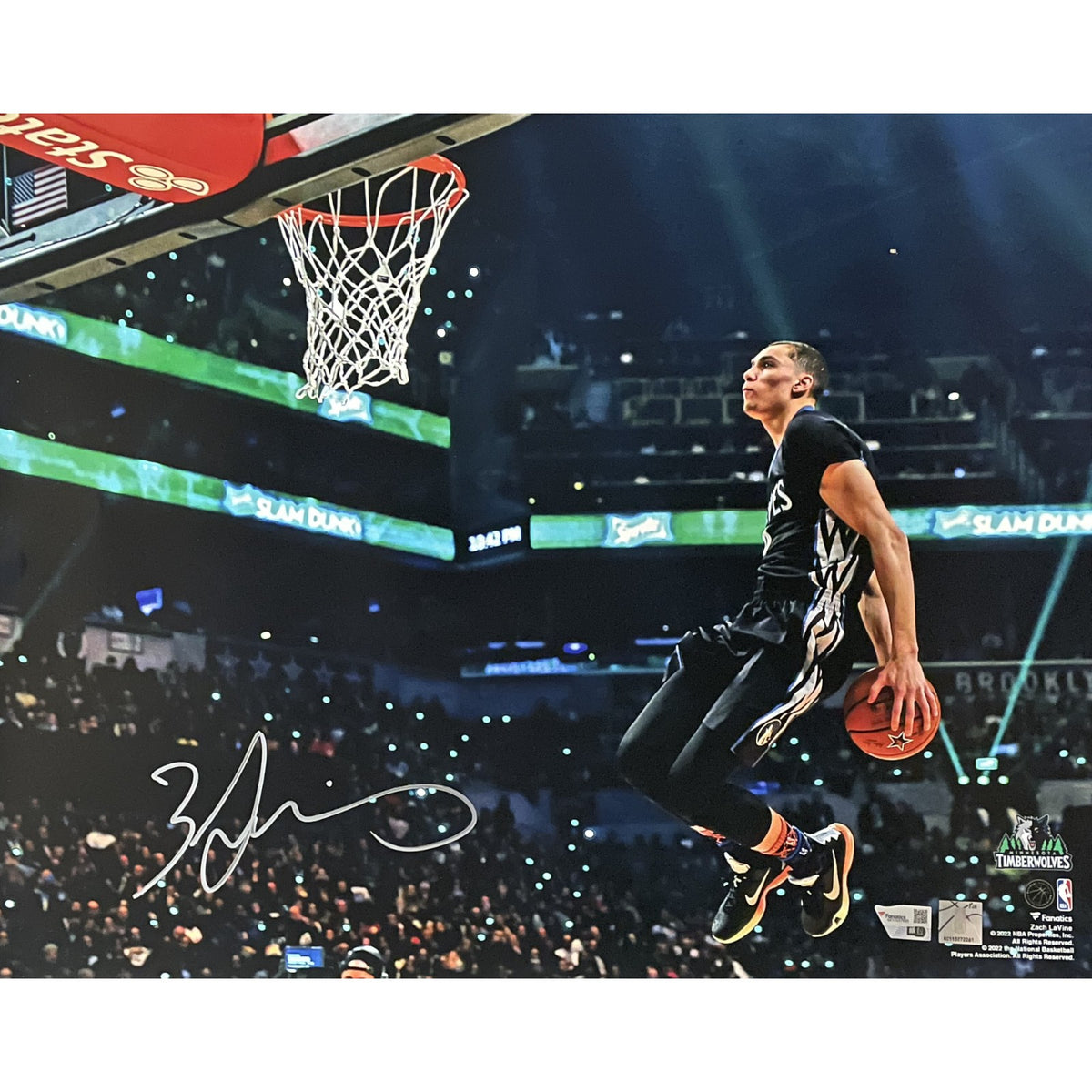 Zach Lavine Minnesota Timberwolves Signed 16x20 Photo - FAN-Powers Sports Memorabilia