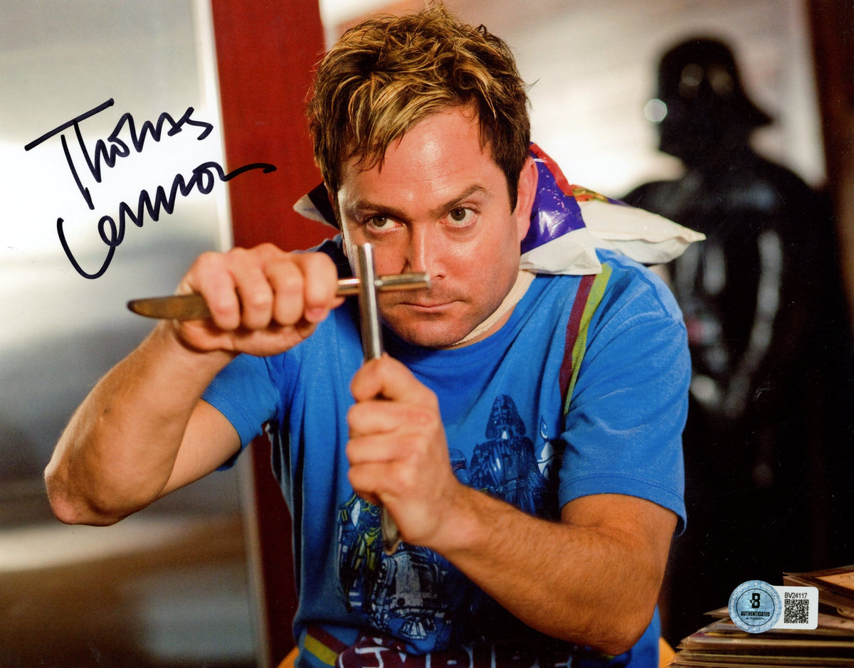 Thomas Lennon 17 Again Signed 8x10 Photo - Beckett Beckett-Powers Sports Memorabilia